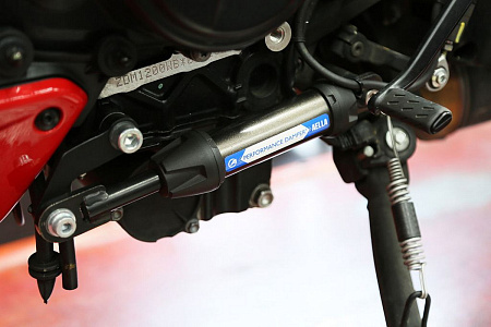 Демпфер рамы AELLA для мотоцикла Ducati Diavel V4 2023 +